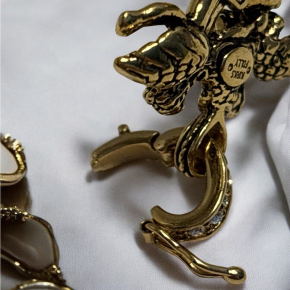 Kirks Folly Antiqued Gold Tone Crystal Angels Pendant 2” - Picture 7 of 8